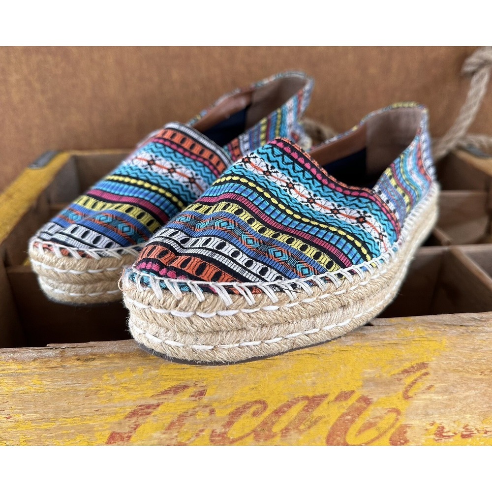 Arezzo Espadrilles Shoes Flats Size 9 Women's Multicolor Colorful Aztec